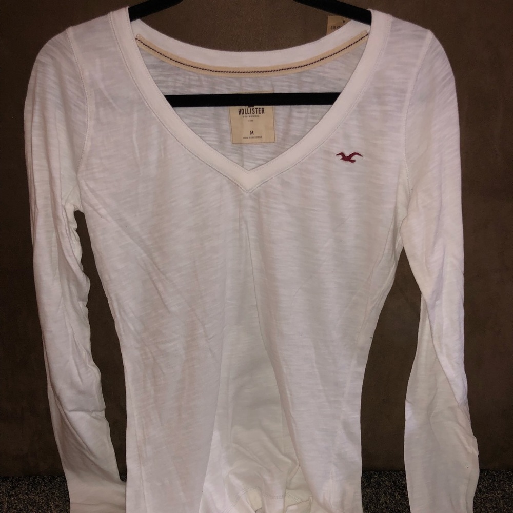 Hollister White long sleeves shirt size Med BNWT